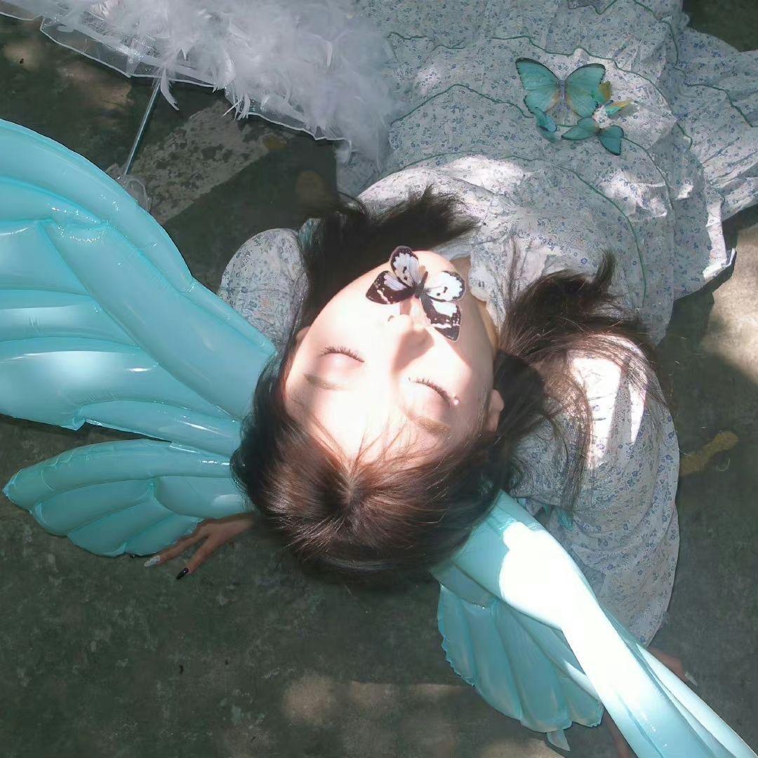 于芷蕊.