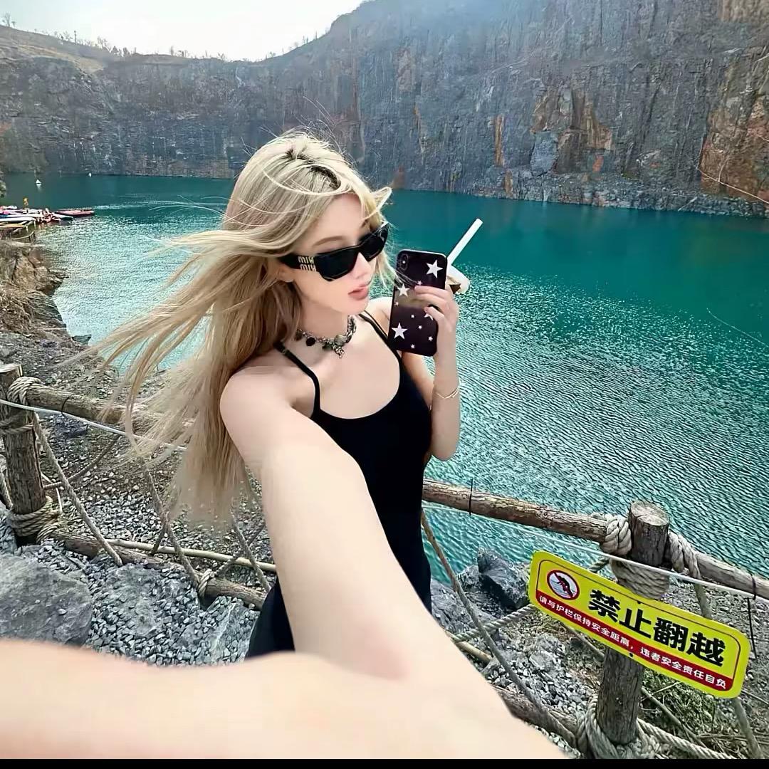 Yⁱ