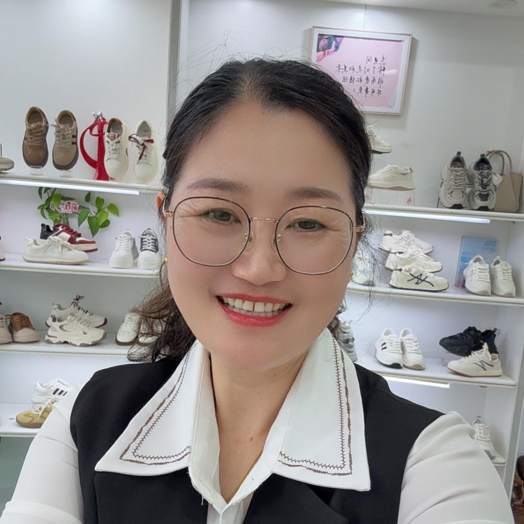 李姐：王集卖鞋