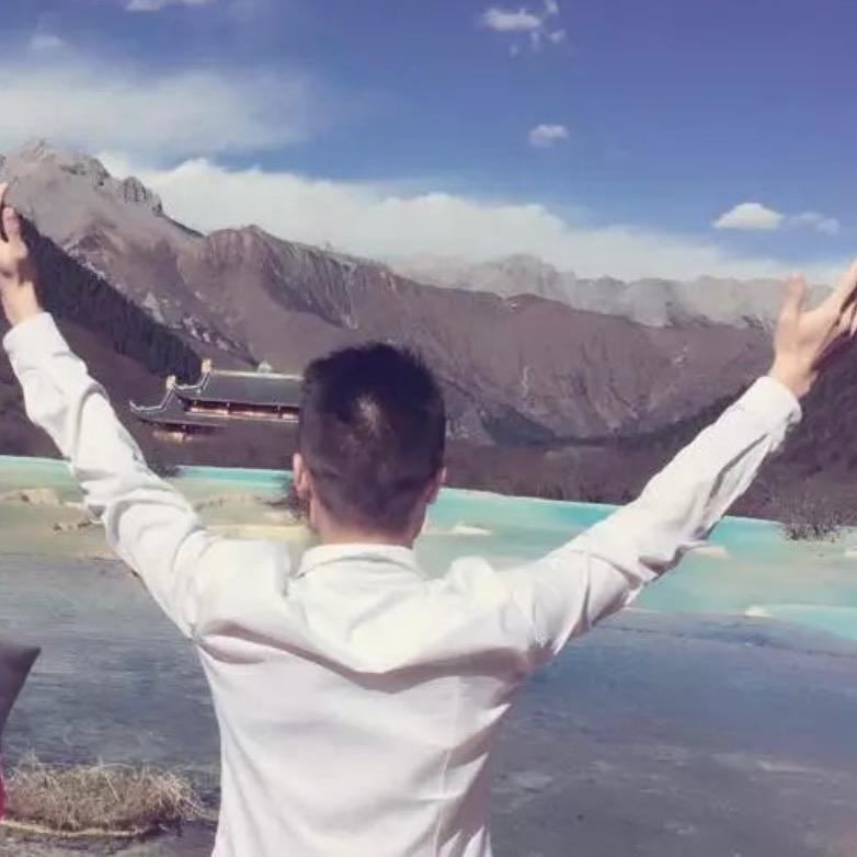 唐林在健身
