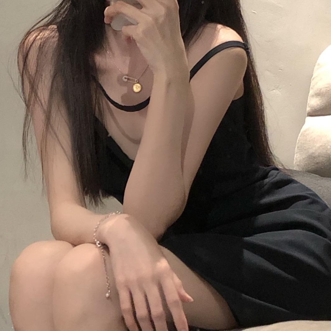 洋洋服装穿搭