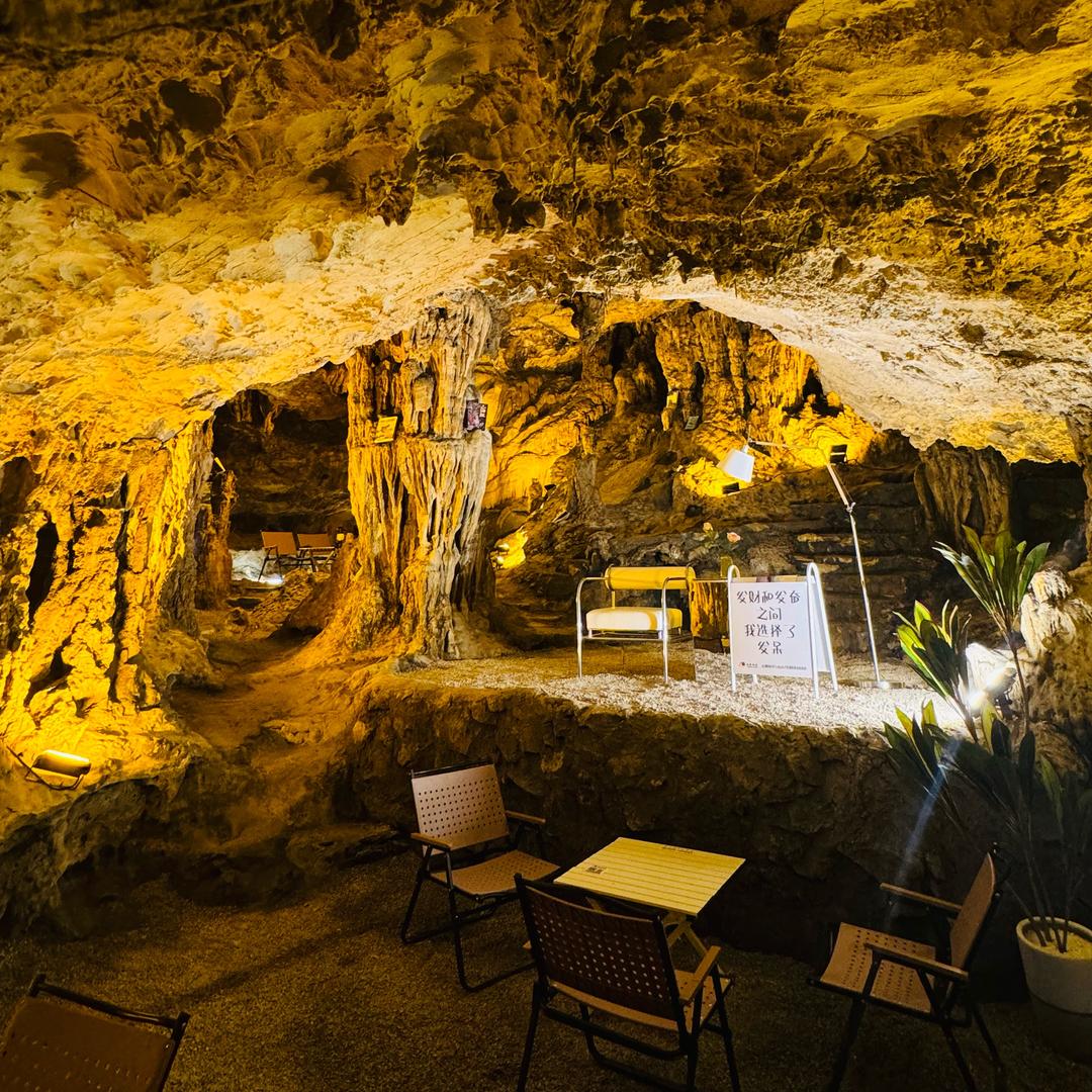 阳朔点赞咖啡馆官方号