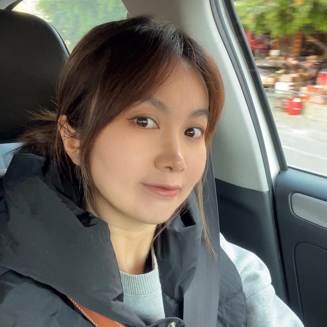 阳仔服饰穿搭