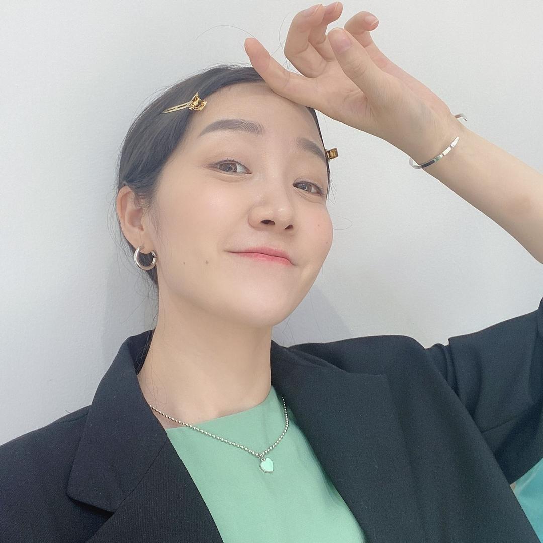 widelia服饰旗舰店