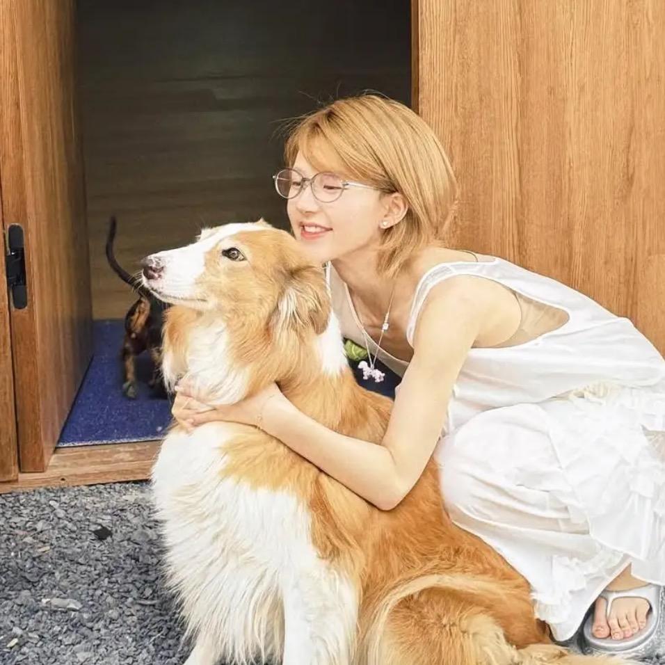 Rosy露露酱～