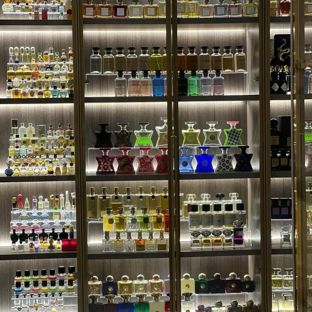 万象城奢品香水
