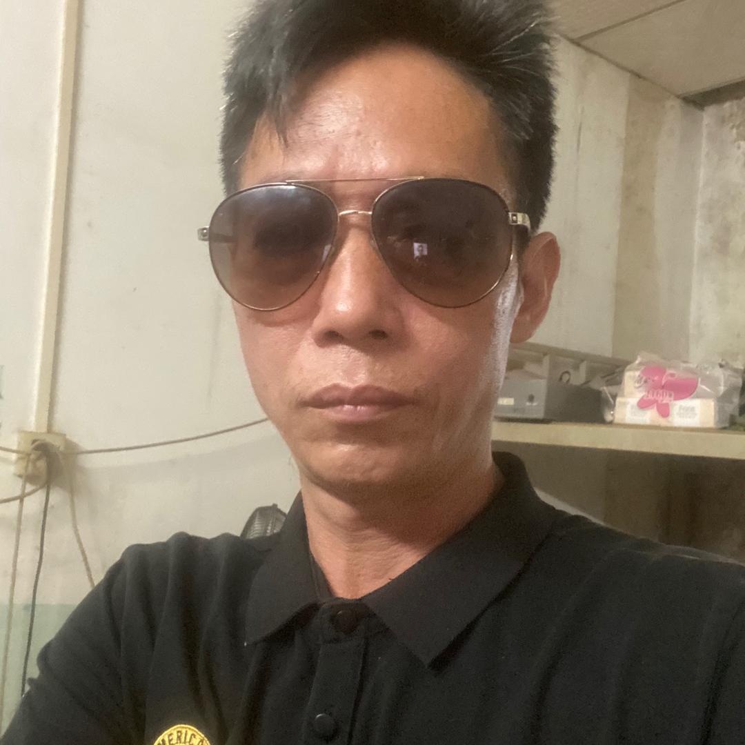 江山是主，人是客