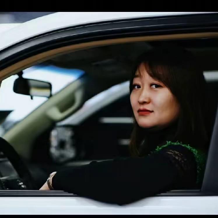 沈阳市众合霸道酷路泽