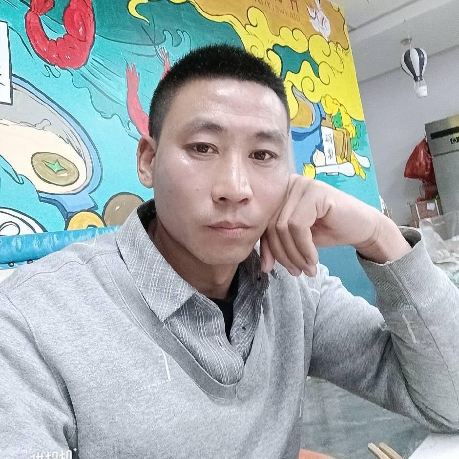 回忆童年的华仔