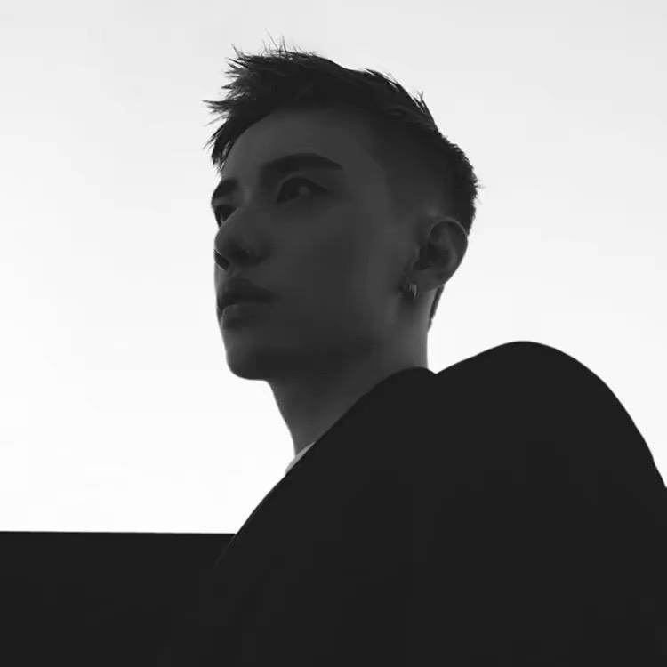 随风 ㅤㅤㅤㅤㅤㅤㅤ