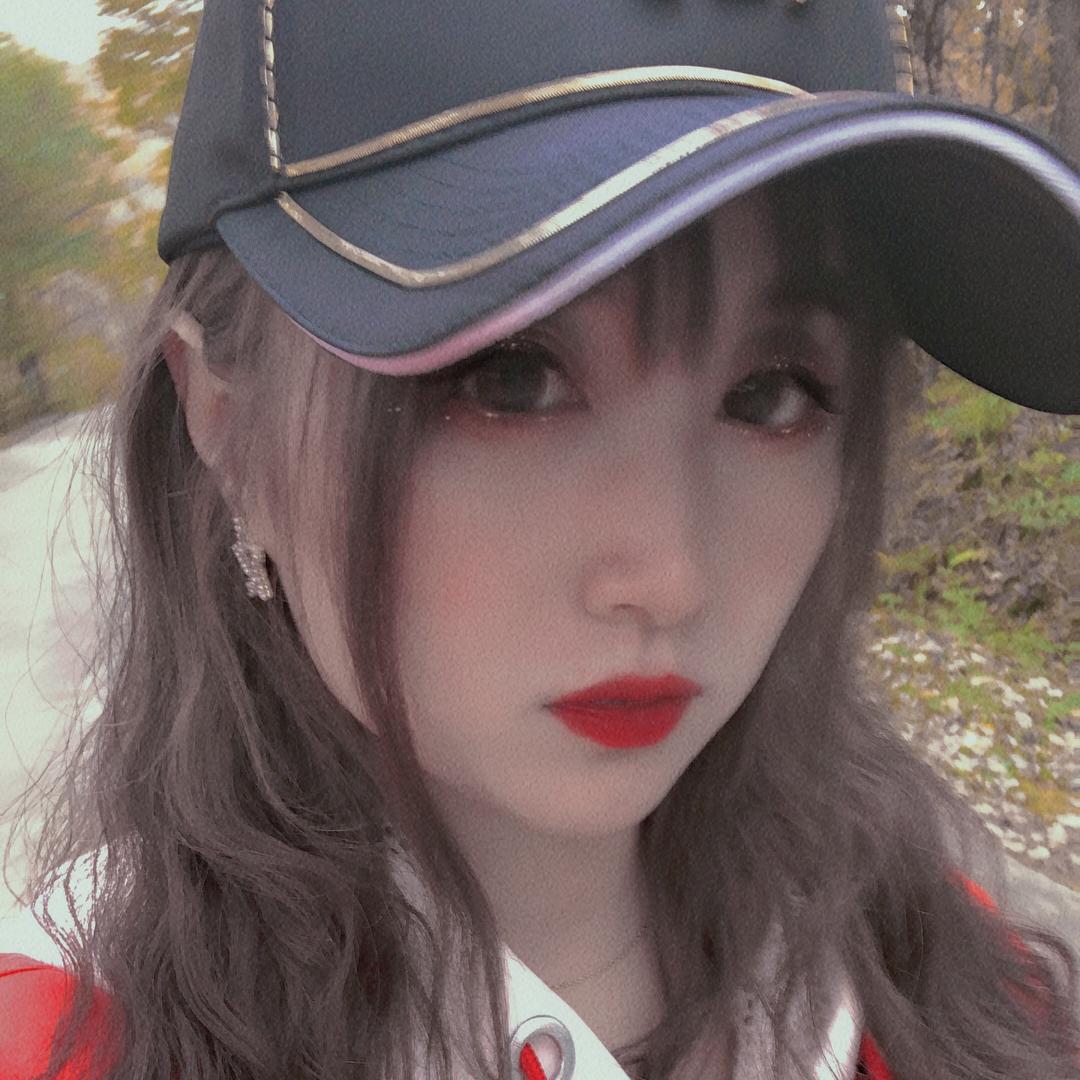 -🐳喵咪酱柳🐳.
