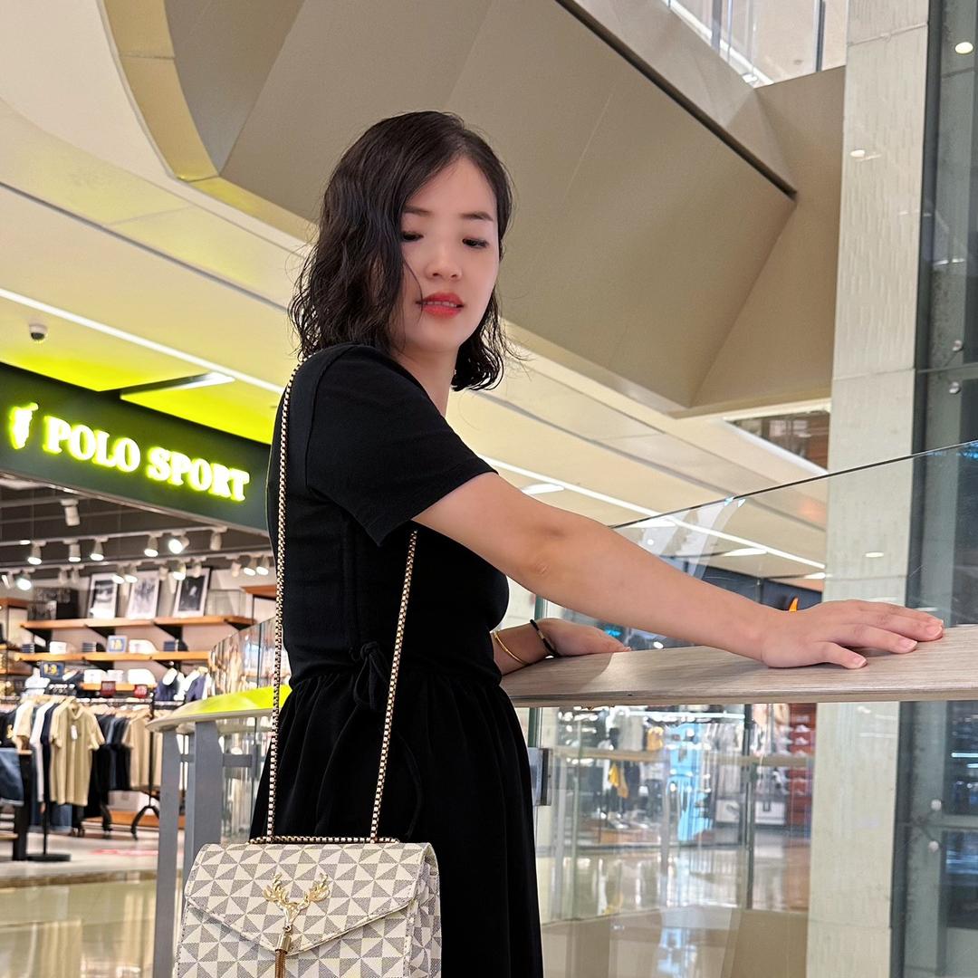 贝丽斯女装