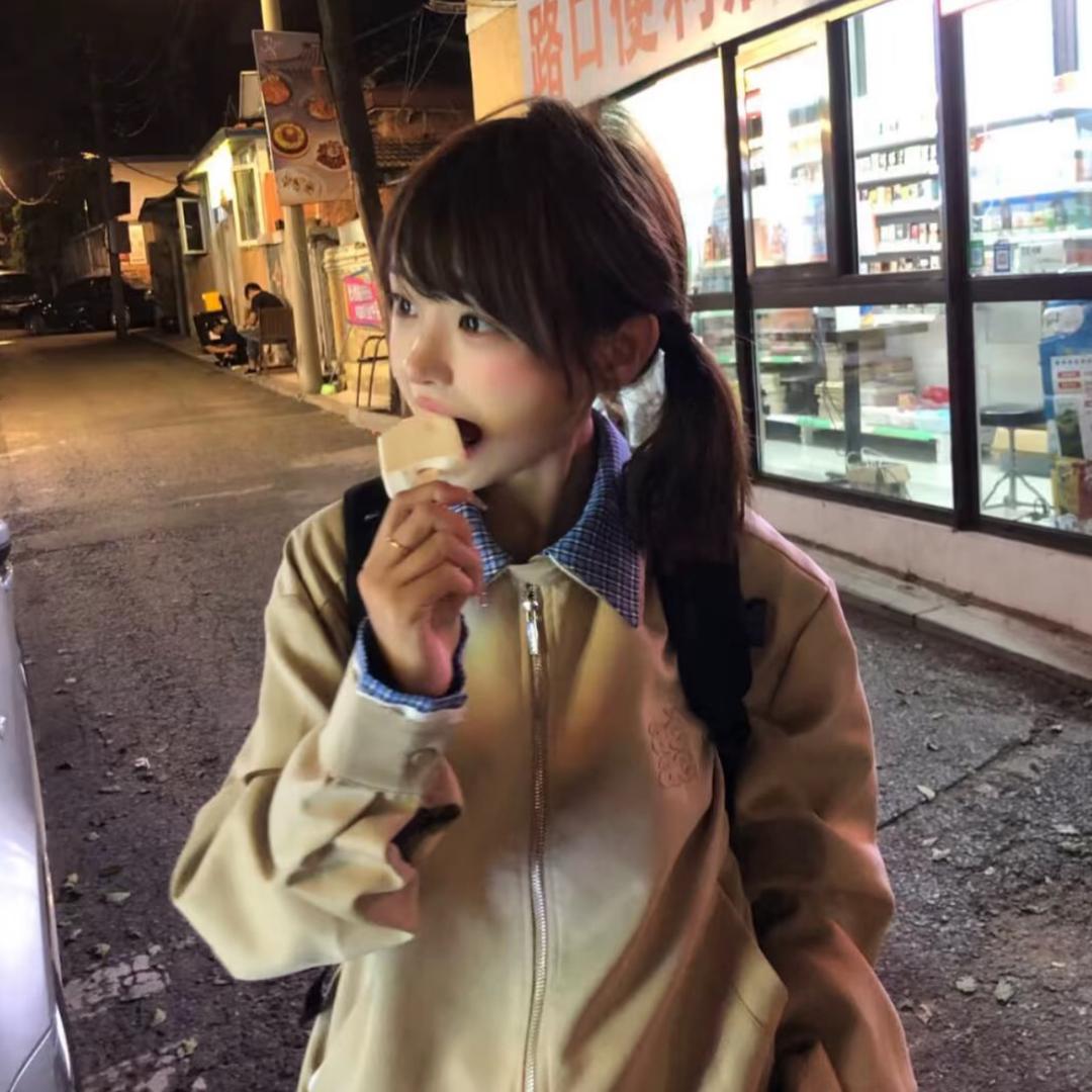 点点^
