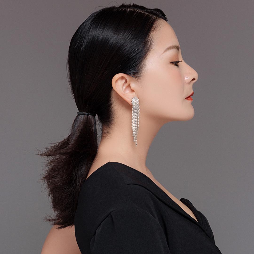 高莉莉