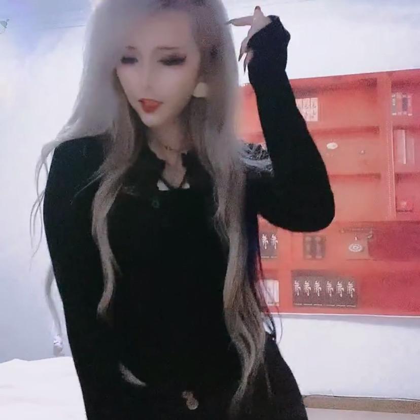 凹凸慢小丽姐