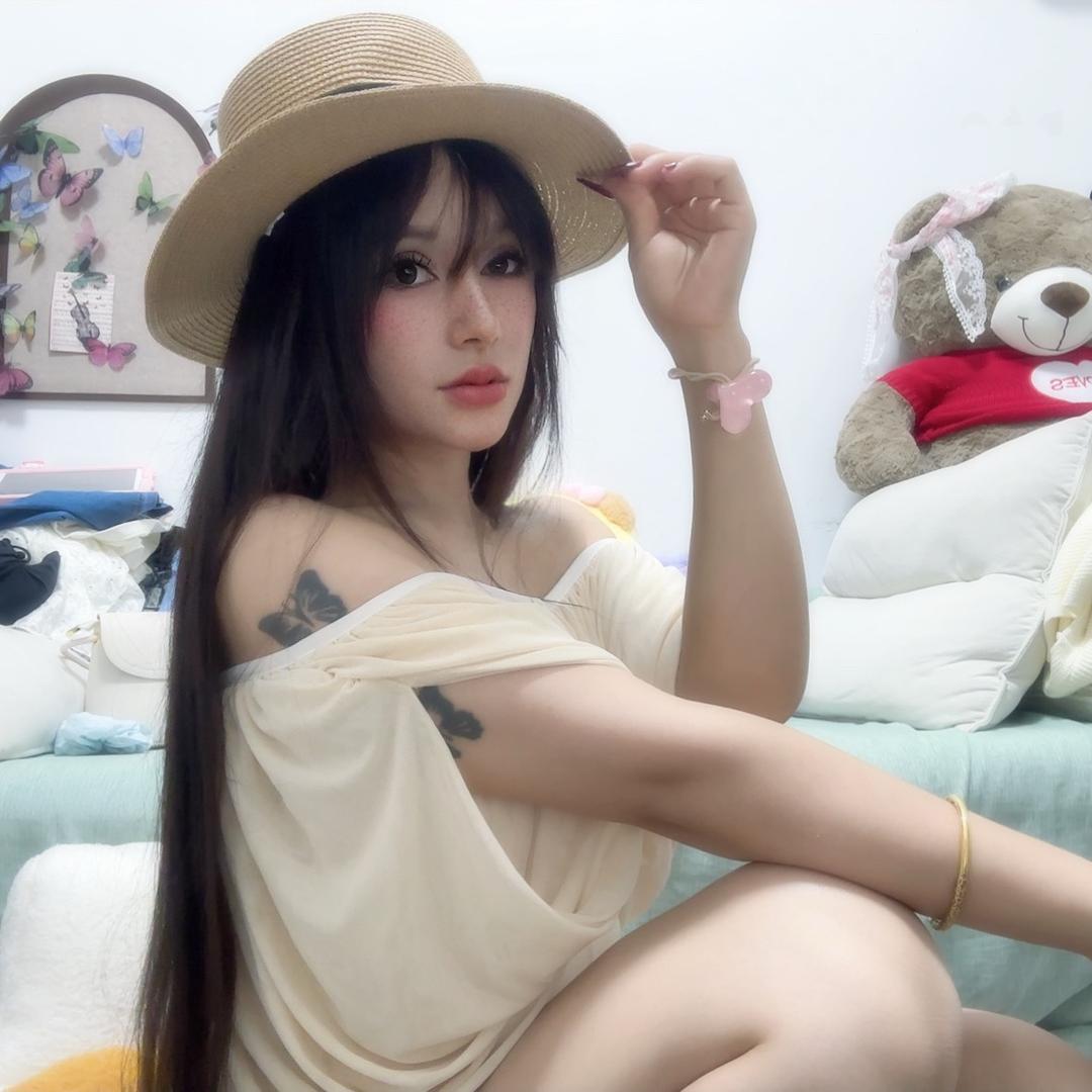 傲娇的李小姐🦩