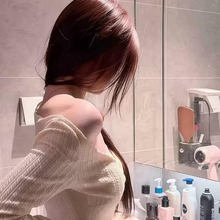 @七七