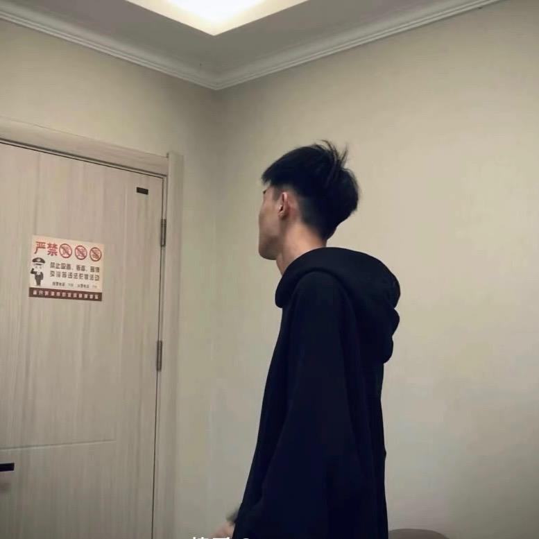 海   里   沙