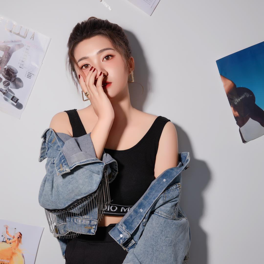 怪咖小萝莉&