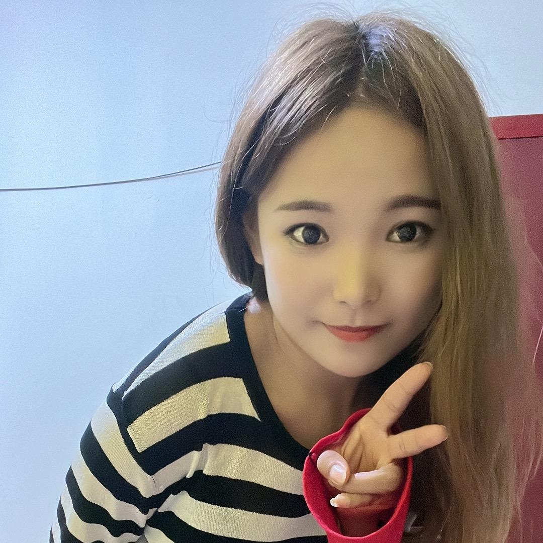 你娜姐。