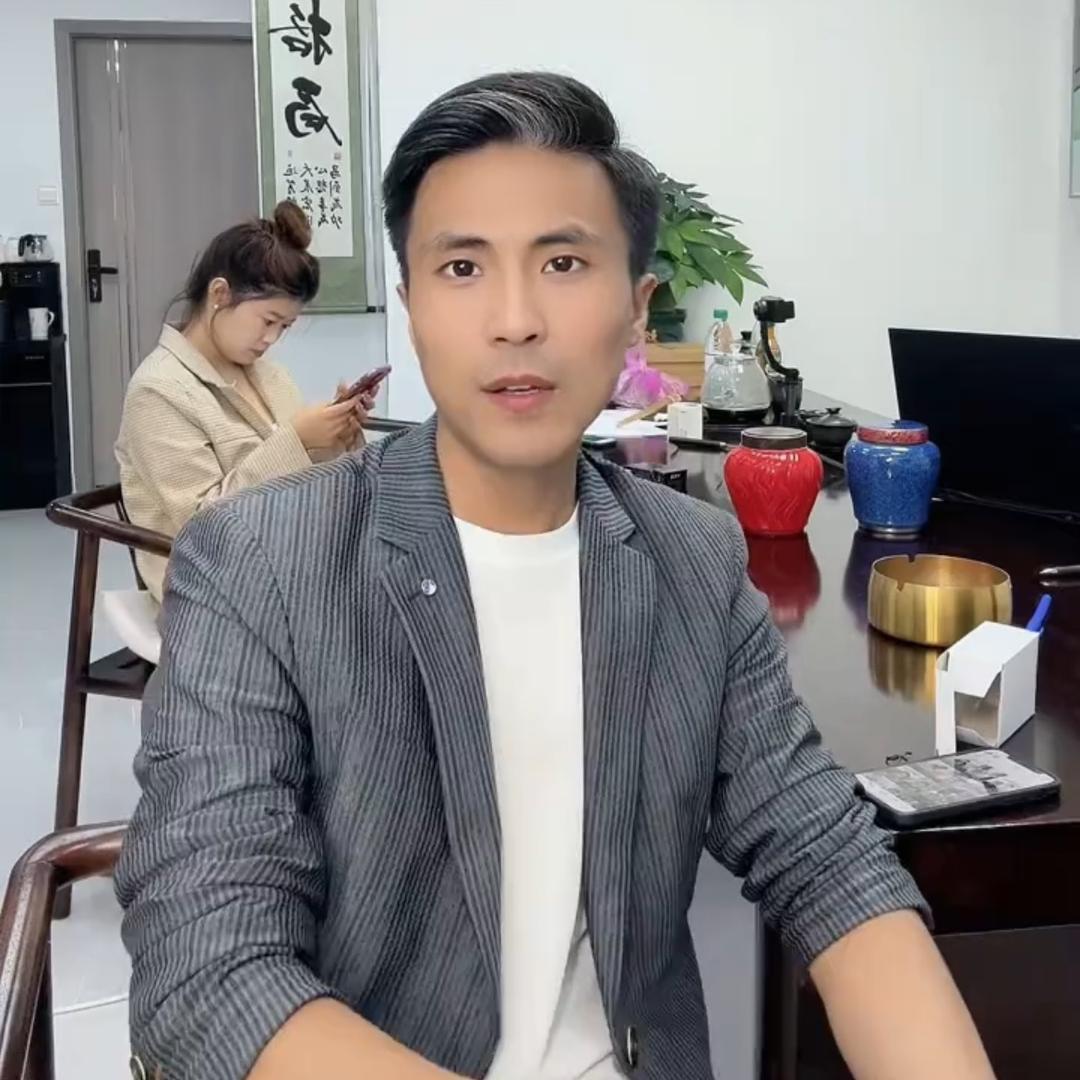 田晓亮-