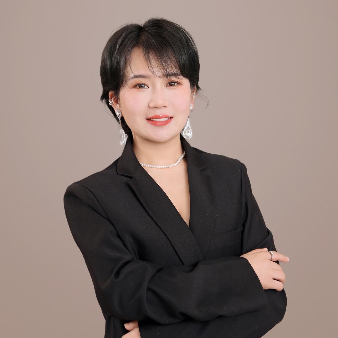 莒县薇薇新娘 — 佟晓英 婚礼策划执行人