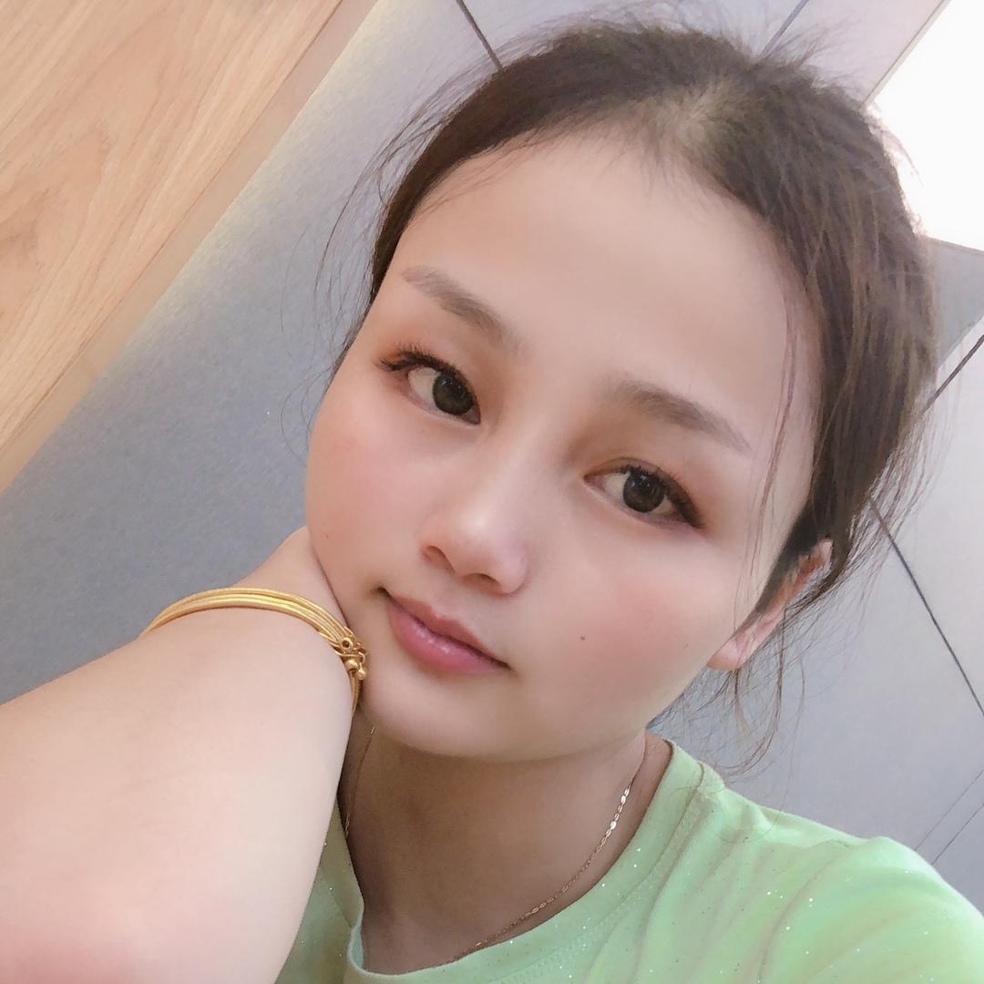 ᥫᩣ吃饱睡不饱এ