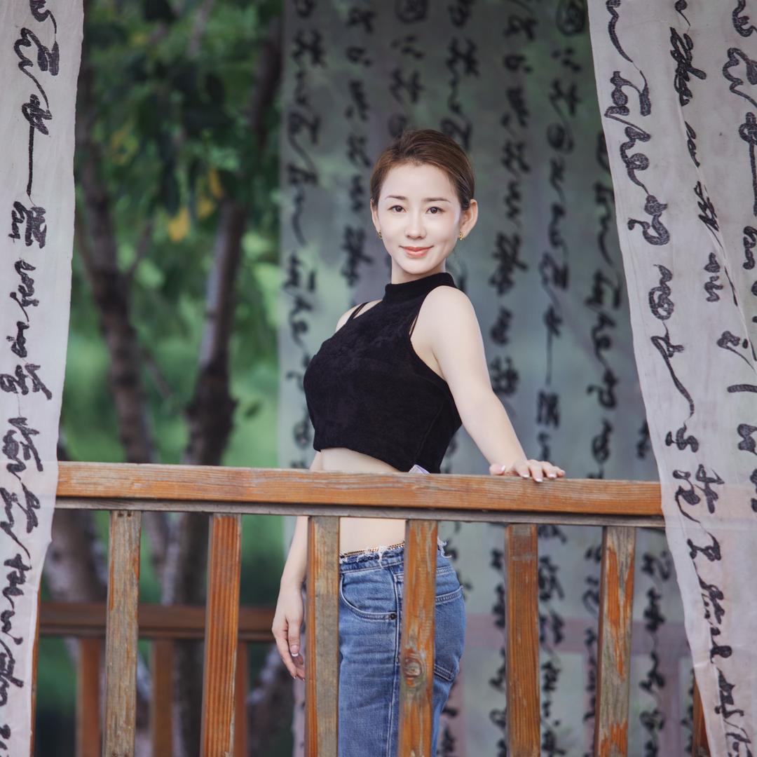 九华山导游仙子