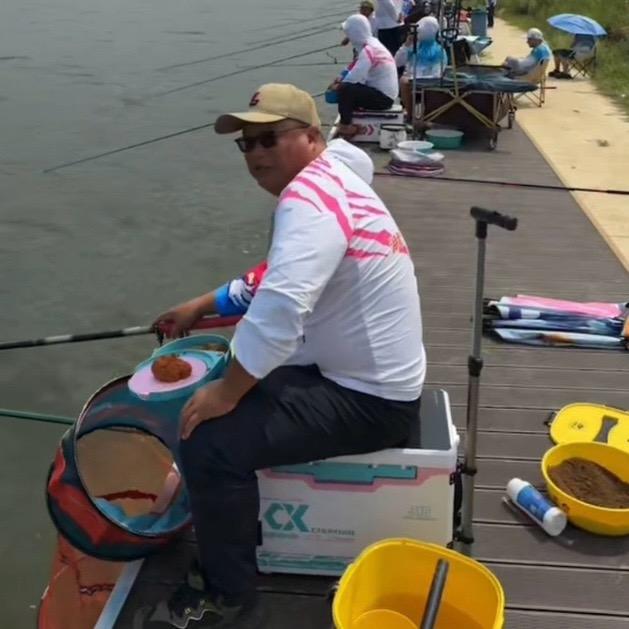 一薪一亿爱钓鱼