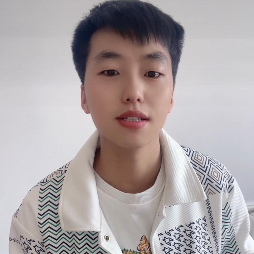 :杨阳