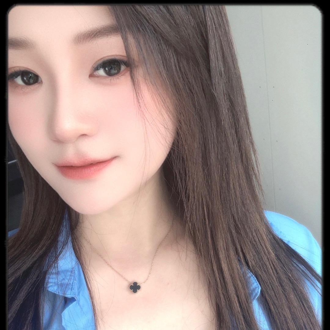 美娜