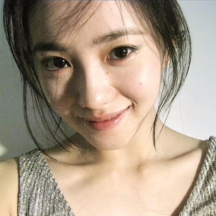 艿丽