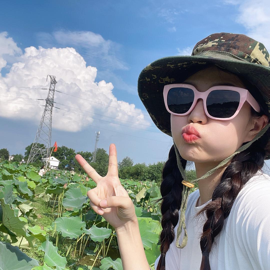 陈小宜吖