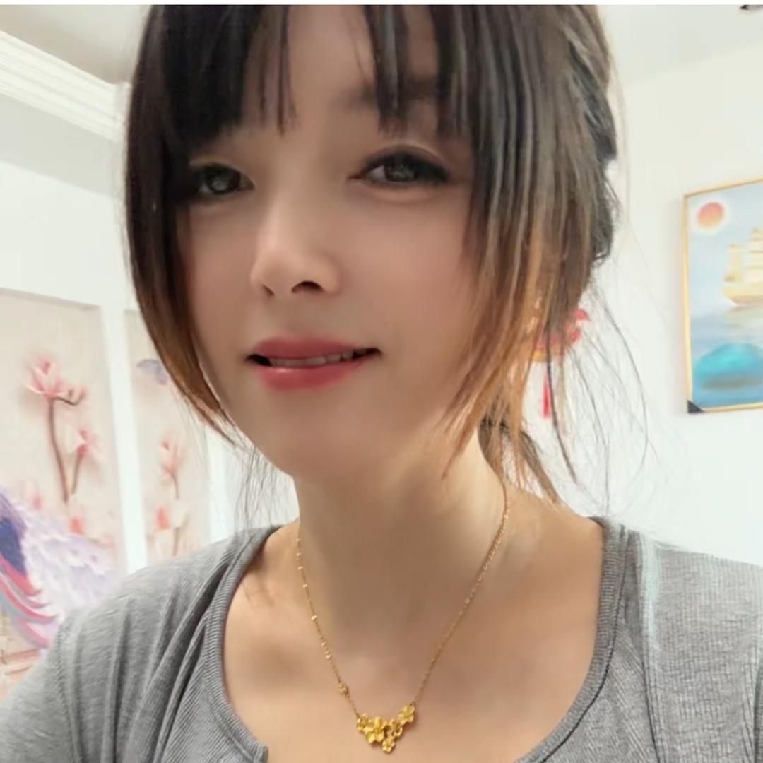 丽丽吖