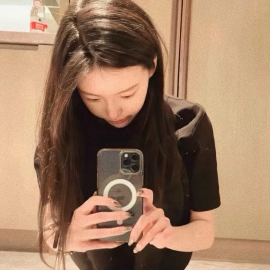 心仪…任意游泳健身(江宸天街黑标店)