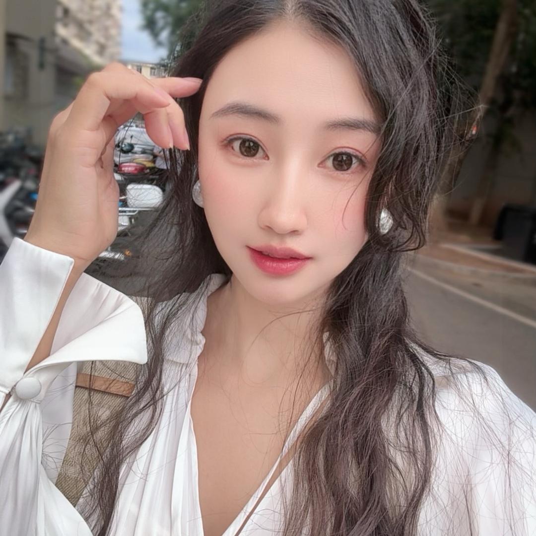 四川雅婷