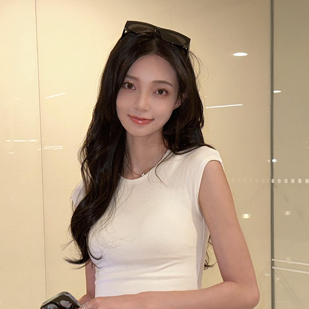 暴躁妮妮nini