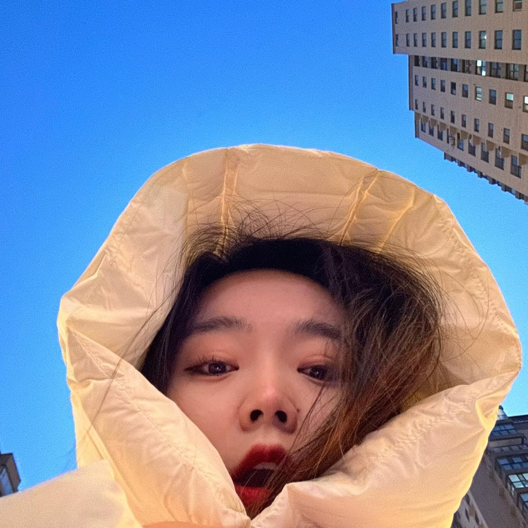 今晚几点睡°