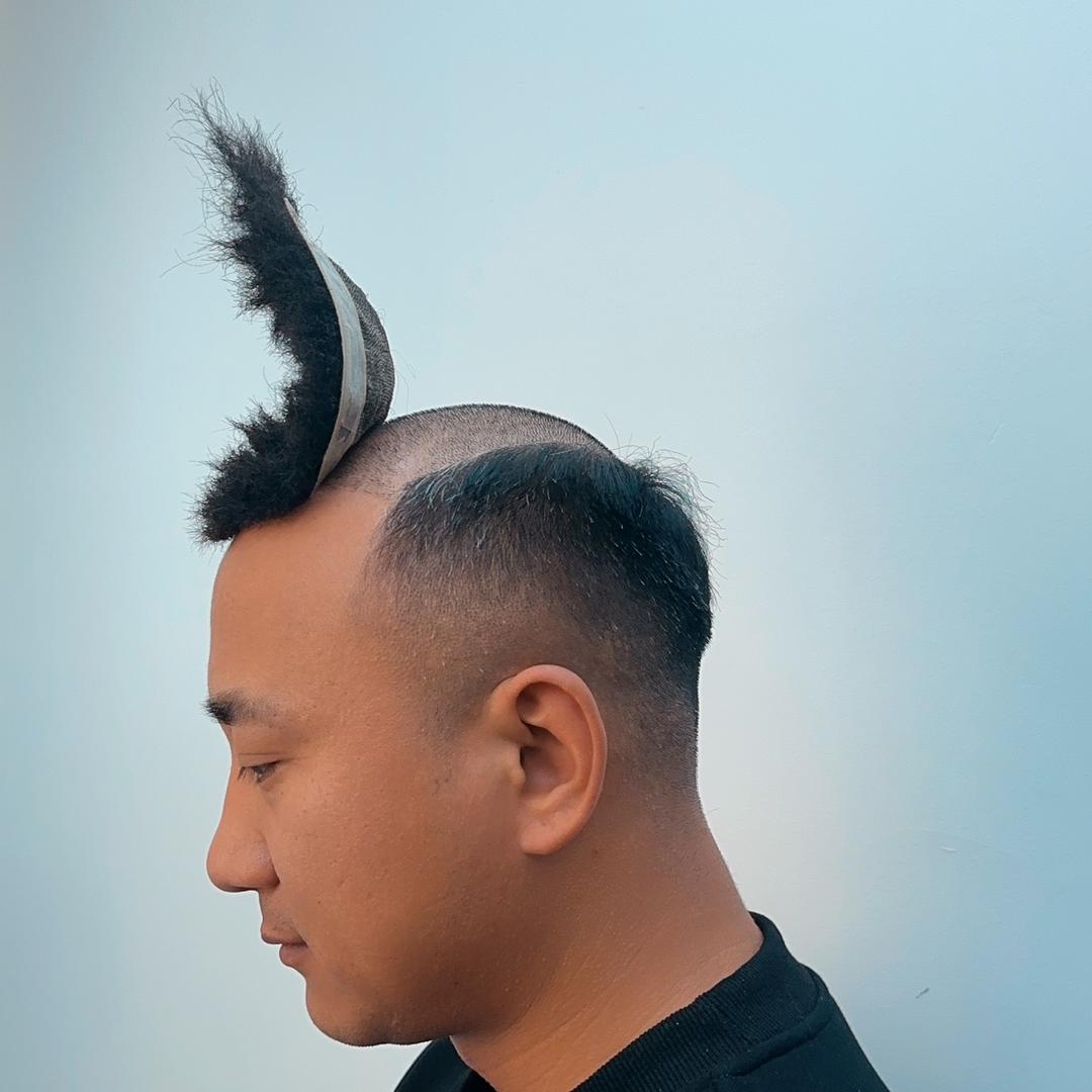 在新疆做假发的 四郎