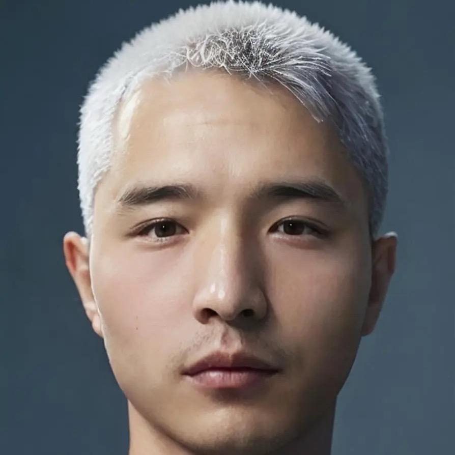沈小易