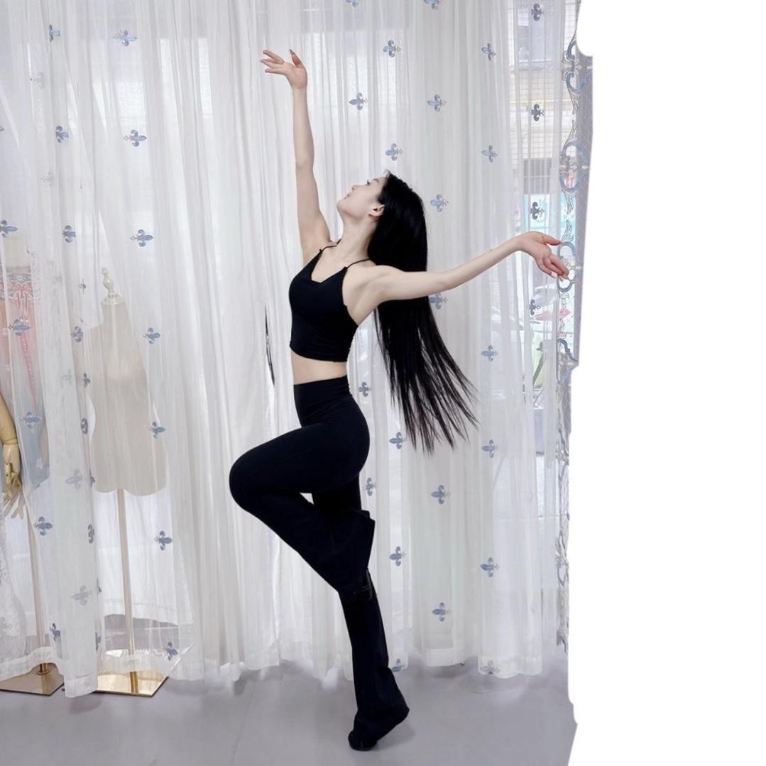 李七七 💃