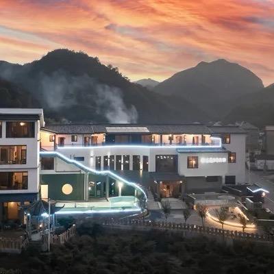 安吉嘉糖溪畔度假民宿