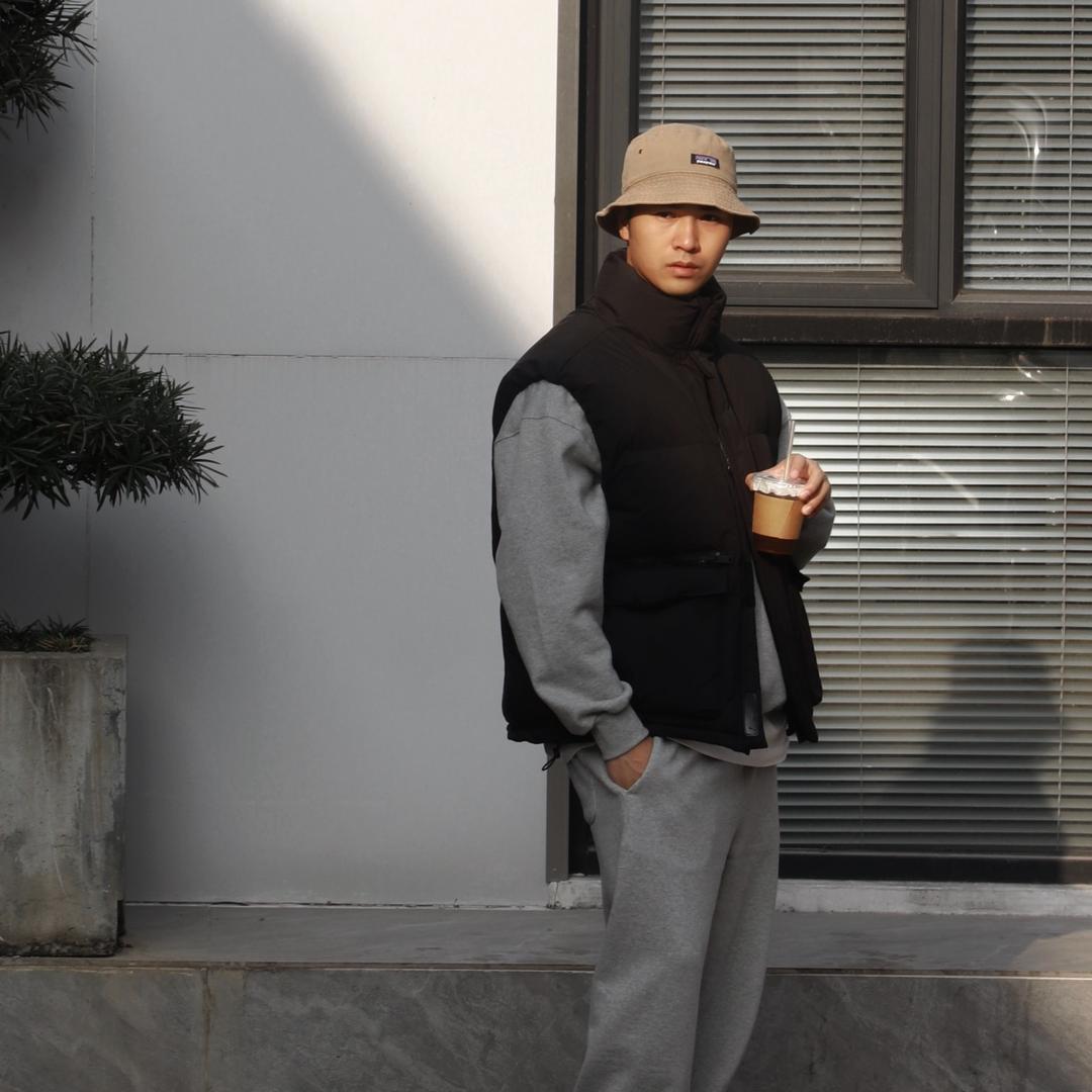 BOOURKER 布克