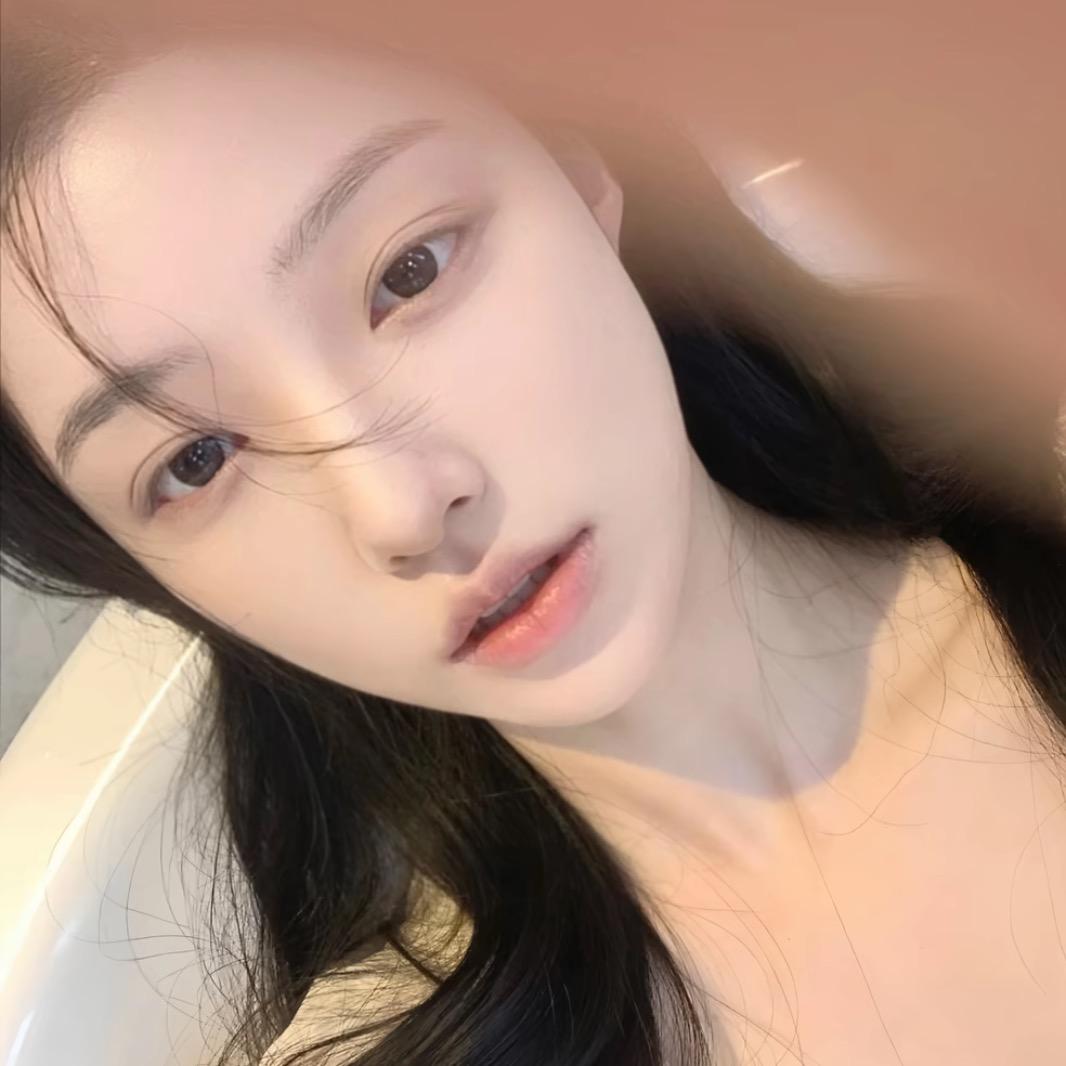 阿 茶.
