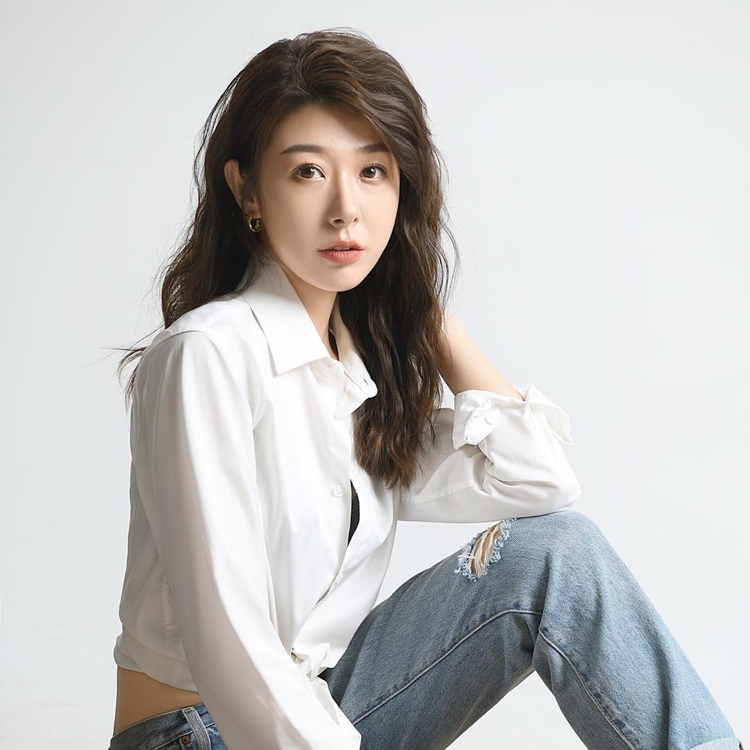 杨晓薇