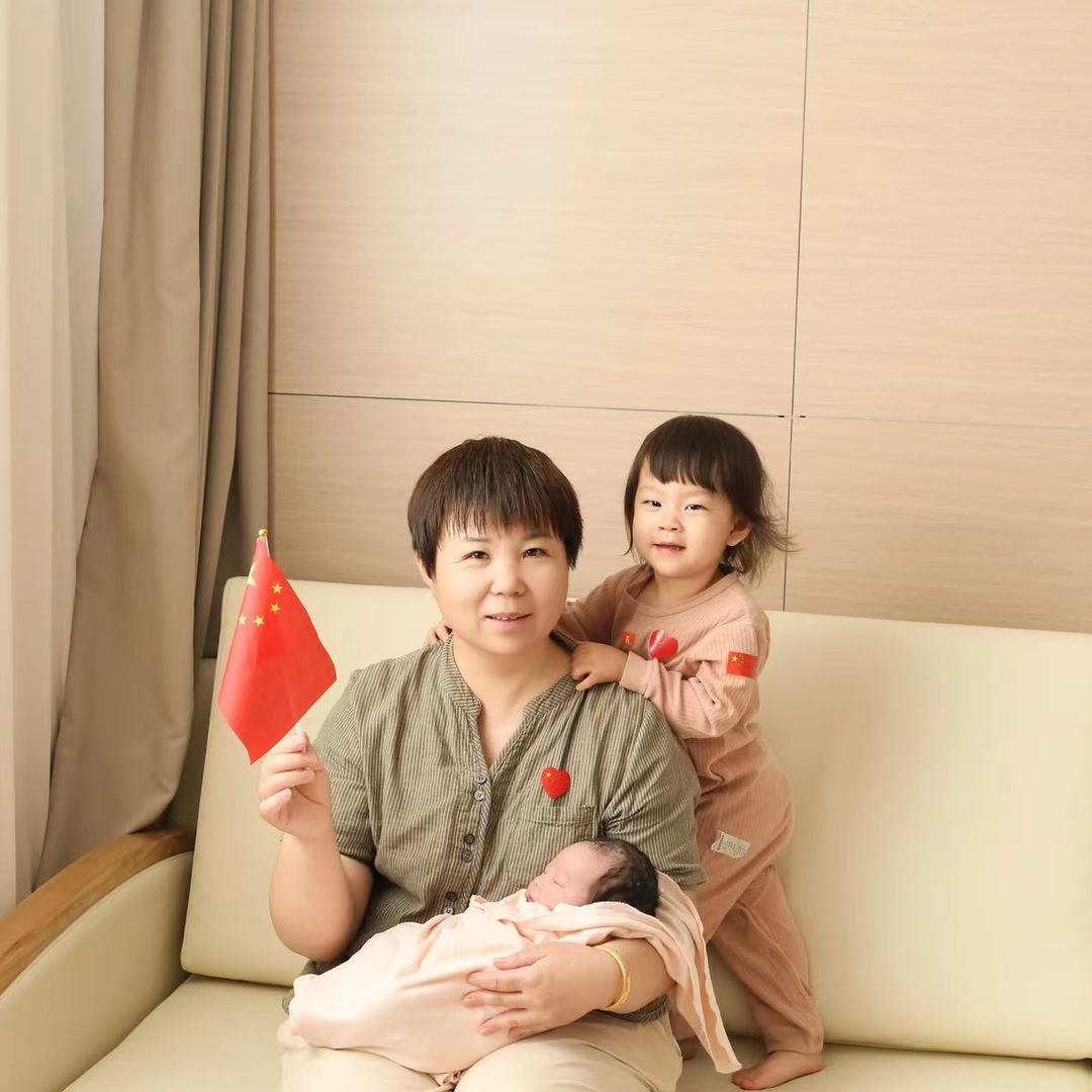 糯糯满满奶奶