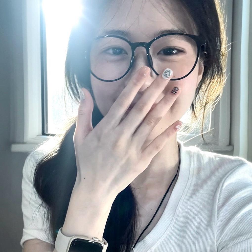 一只熊｜。