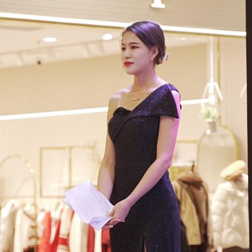 绵阳女主持 美莉_