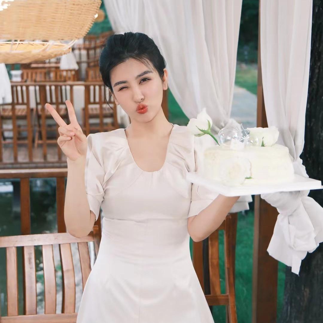 修女艺小姨