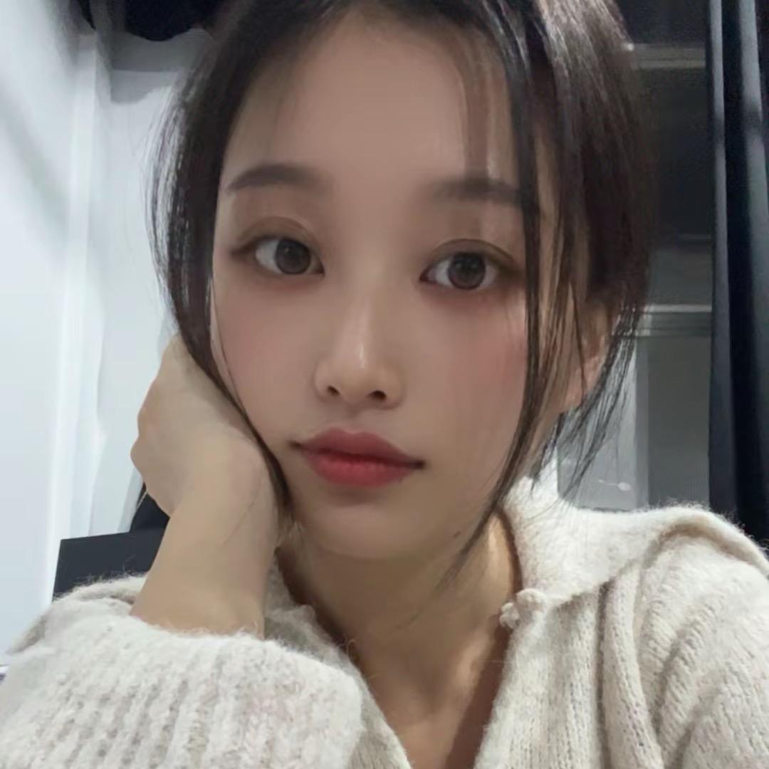 莹 莹